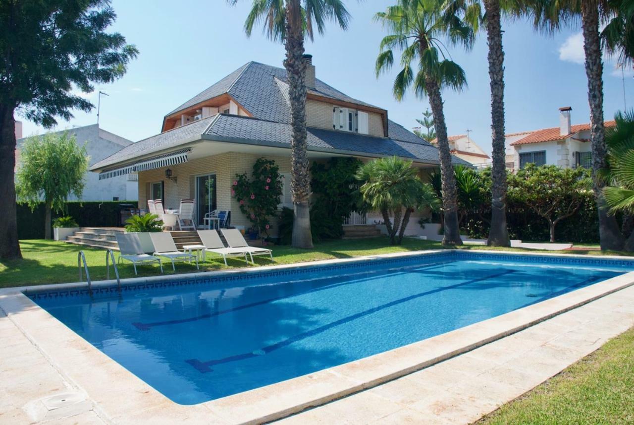 Villa Cala De La Mora Torredembarra Exterior photo